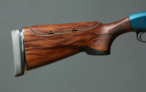 Adjustable comb and Jones adjuster installed on a Beretta A400